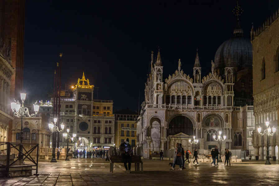 Italia - Venecia 342 - plazeta de San Marcos.jpg